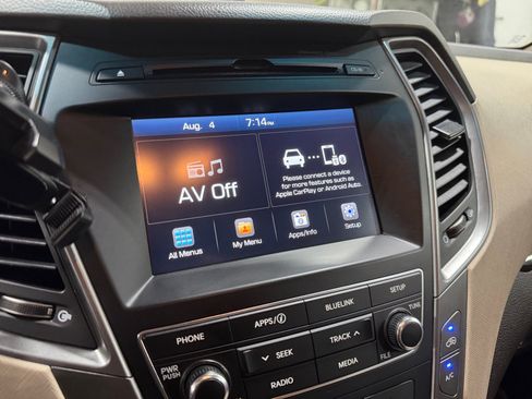 Used 2017 Hyundai Santa Fe Sport AWD/4WD image 16