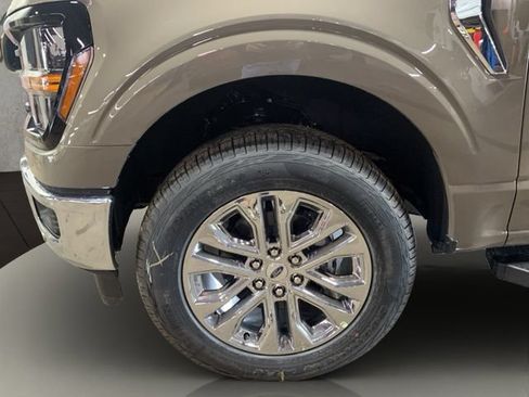 New 2026 Ford F150 XLT w/ Equipment Group 302A MID AWD/4WD image 15
