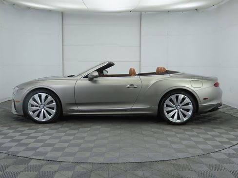 Used 2026 Bentley Continental GTC image 8