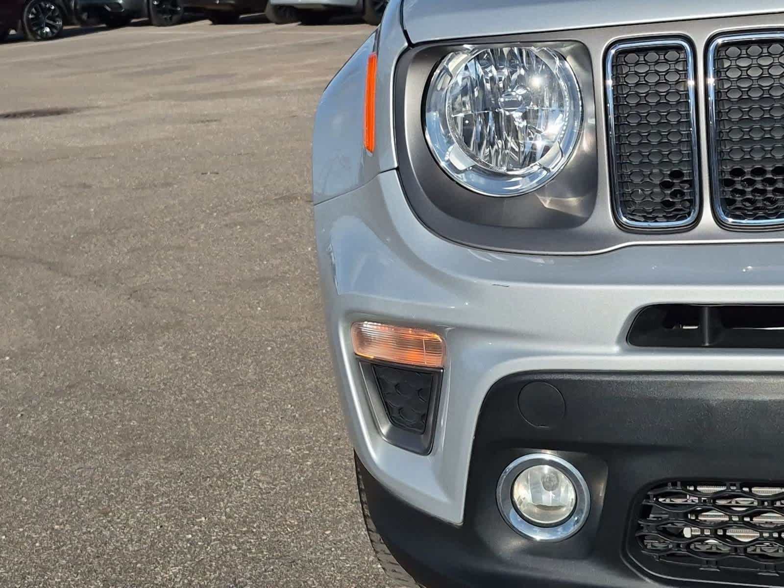 Used 2020 Jeep Renegade Limited AWD/4WD image 10