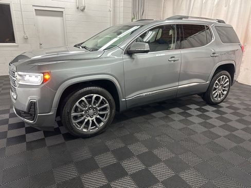 Used 2023 GMC Acadia Denali w/ Trailering Package image 5