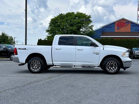 Used 2021 RAM 1500 Classic SLT AWD/4WD image 3