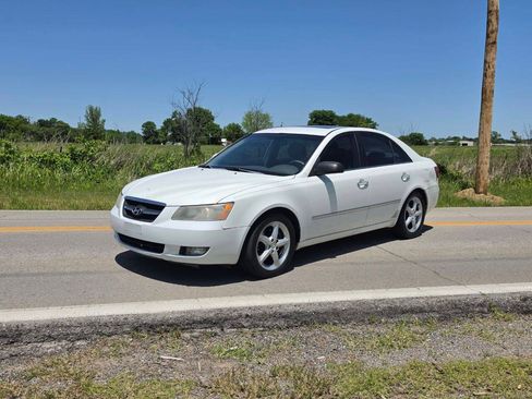 Used 2008 Hyundai Sonata Limited FWD image 2
