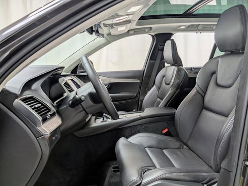 Used 2023 Volvo XC90 T8 Ultimate w/ Lounge Package AWD/4WD image 15