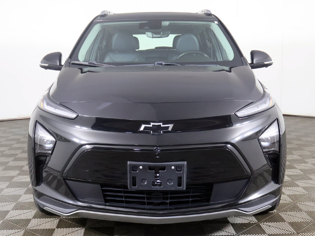 Used 2023 Chevrolet Bolt EUV Premier w/ Sun & Sound Package FWD image 16