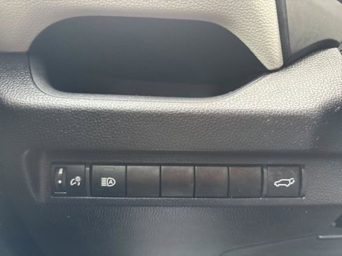 Certified 2025 Toyota RAV4 XLE Premium image 22