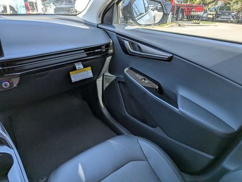 New 2026 Kia EV6 Light RWD image 18