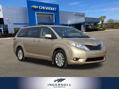 Used 2014 Toyota Sienna XLE