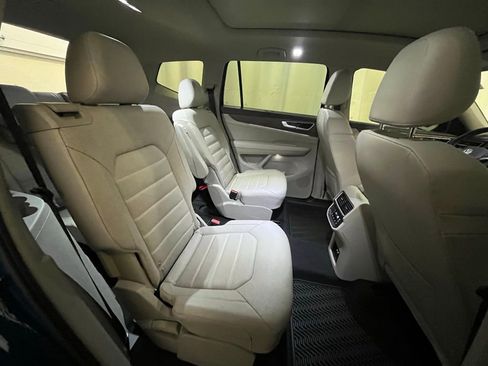 Certified 2025 Volkswagen Atlas SEL image 26