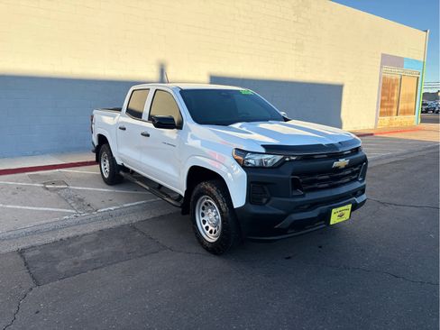 Used 2024 Chevrolet Colorado W/T w/ Advanced Trailering Package image 8