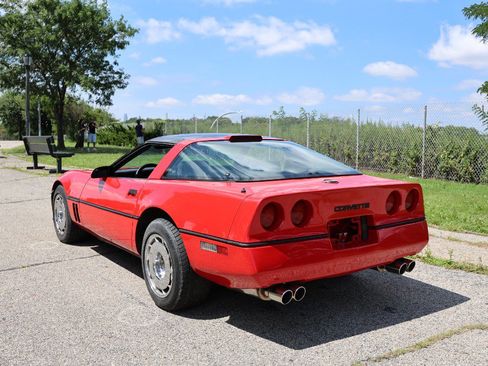 Used 1987 Chevrolet Corvette Coupe RWD image 8