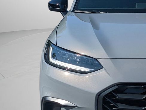 New 2026 Honda HR-V Sport image 9