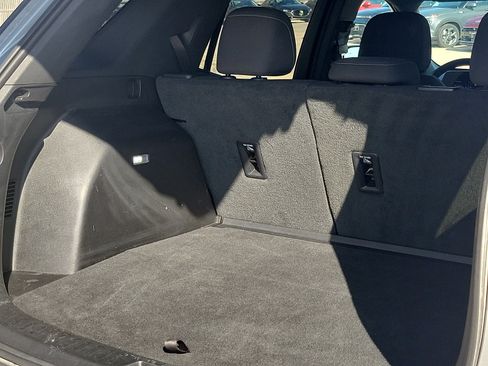 Used 2025 Chevrolet Equinox LT AWD/4WD image 8