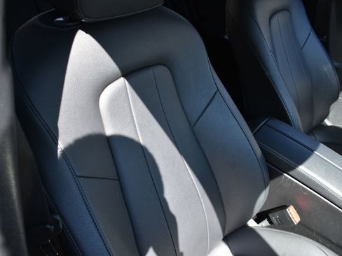 Used 2025 Mercedes-Benz GLA 250 image 23