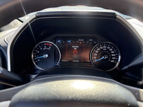 Used 2020 Ford F350 Lariat w/ Lariat Ultimate Package image 14