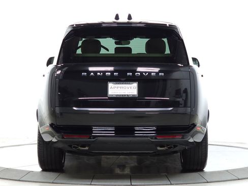 Used 2024 Land Rover Range Rover SE AWD/4WD image 5