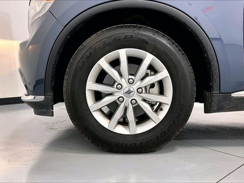 Used 2019 Dodge Durango SXT image 11