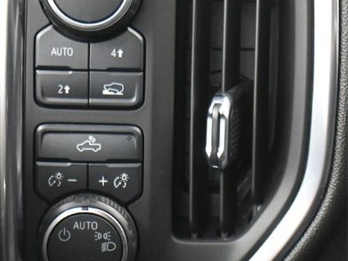 Used 2020 Chevrolet Silverado 1500 LT w/ Convenience Package image 14