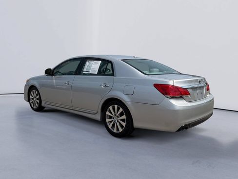 Used 2011 Toyota Avalon Limited FWD image 5