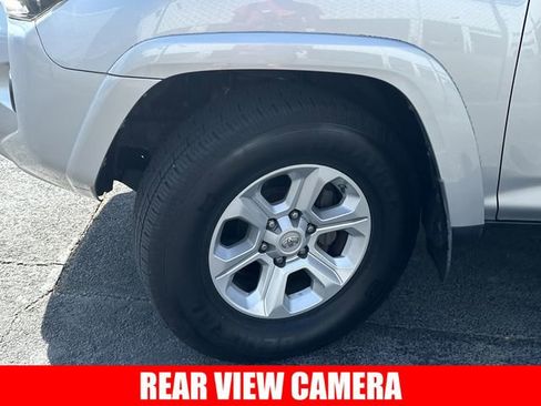 Used 2016 Toyota 4Runner SR5 image 4
