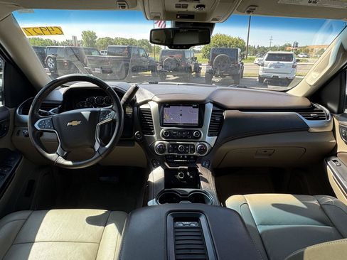 Used 2016 Chevrolet Suburban LT AWD/4WD image 27