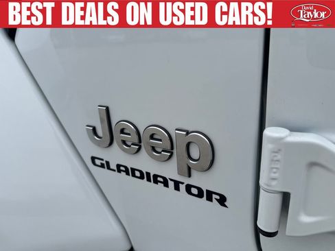 Used 2021 Jeep Gladiator Overland AWD/4WD image 41