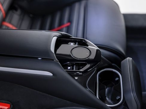 Certified 2023 Ferrari Purosangue AWD/4WD image 31