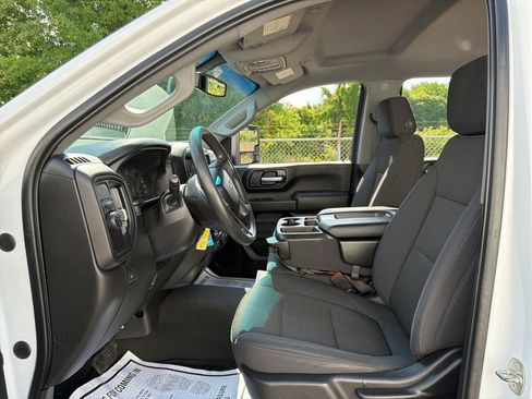 Used 2021 Chevrolet Silverado 2500 Custom w/ Custom Value Package RWD image 21