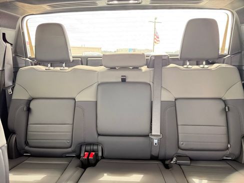 New 2025 GMC Hummer EV 2X w/ LPO, Dark Essentials Package AWD/4WD image 38