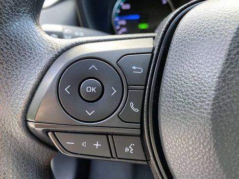 Used 2022 Toyota RAV4 LE AWD/4WD image 15