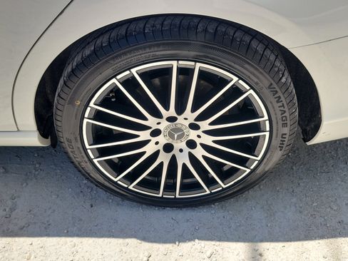 Used 2024 Mercedes-Benz C 300 Sedan image 7