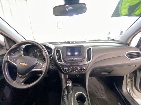 Used 2019 Chevrolet Equinox LT w/ Driver Convenience Package image 33