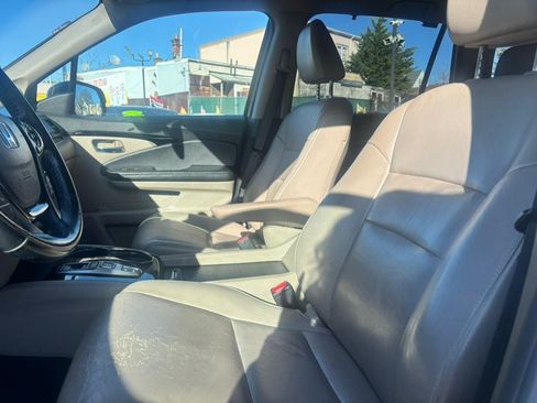 Used 2016 Honda Pilot Touring image 17