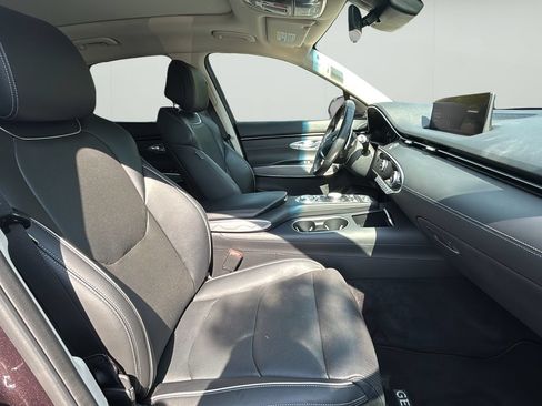 Used 2022 Genesis GV70 2.5T w/ Advanced Package AWD/4WD image 41