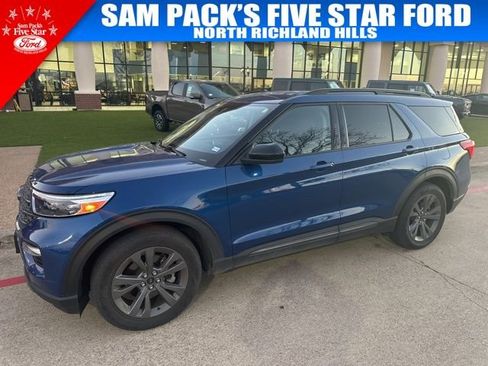 Used 2022 Ford Explorer XLT w/ Equipment Group 202A image 1