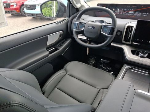 New 2026 Ford Expedition Max Active AWD/4WD image 7