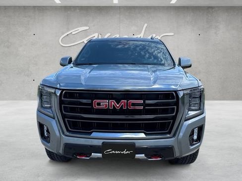 Used 2024 GMC Yukon AT4 w/ Technology Package AWD/4WD image 18