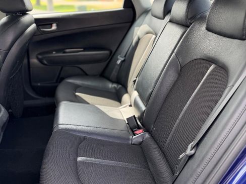 Used 2019 Kia Optima S w/ S Panoramic Sunroof Package FWD image 9