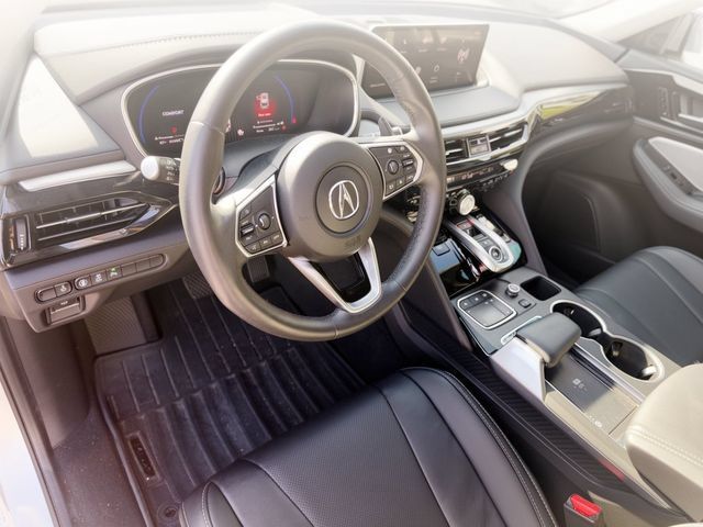 Used 2024 Acura MDX w/ Technology Package FWD image 16