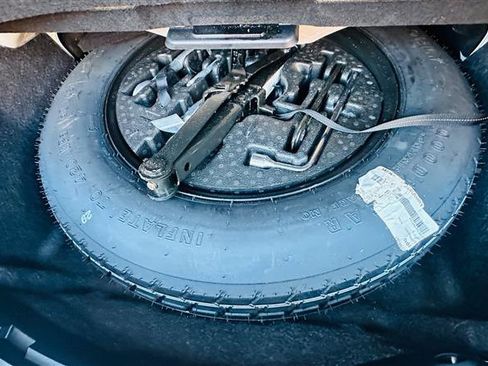 Used 2016 Mercedes-Benz GL 450 4MATIC w/ Premium I Package image 21