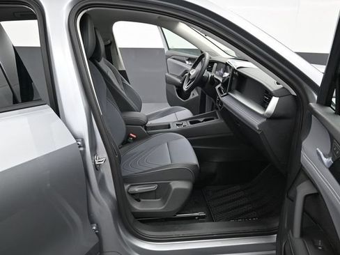 New 2026 Volkswagen Tiguan SE AWD/4WD image 14