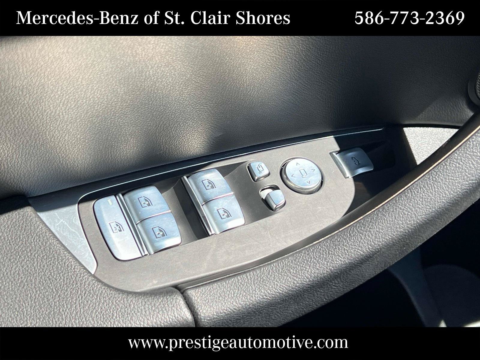 Used 2024 BMW X3 M40i w/ Parking Assistance Package AWD/4WD image 19