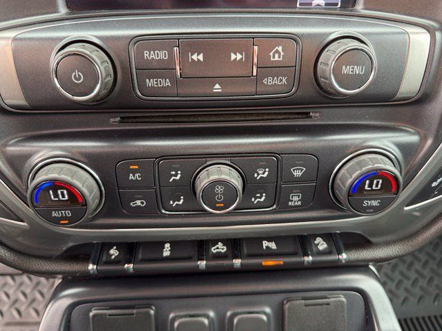 Used 2015 Chevrolet Silverado 1500 LTZ Z71 w/ LTZ Plus Package AWD/4WD image 27