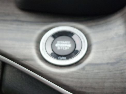 Used 2023 Jeep Grand Cherokee L Limited w/ Trailer Tow Group (B) image 24