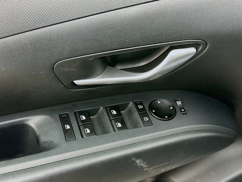 Used 2025 Hyundai Tucson SEL FWD image 15