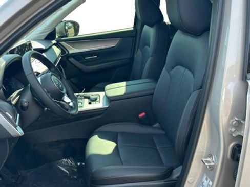 Used 2026 MAZDA CX-90 3.3 Turbo w/ Preferred Package AWD/4WD image 8