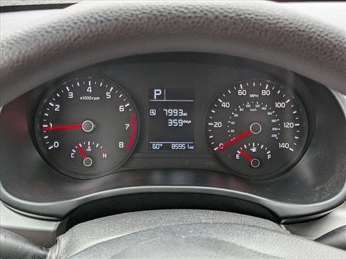 Used 2022 Kia Rio S FWD image 11