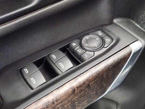 Used 2020 GMC Sierra 2500 Denali w/ Denali Ultimate Package image 17