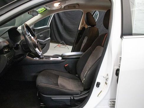 Used 2024 Nissan Sentra SR image 22