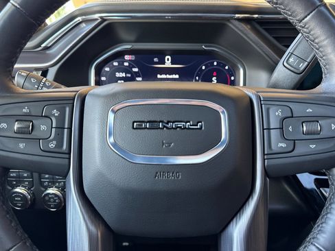 Certified 2025 GMC Sierra 2500 Denali Ultimate AWD/4WD image 24